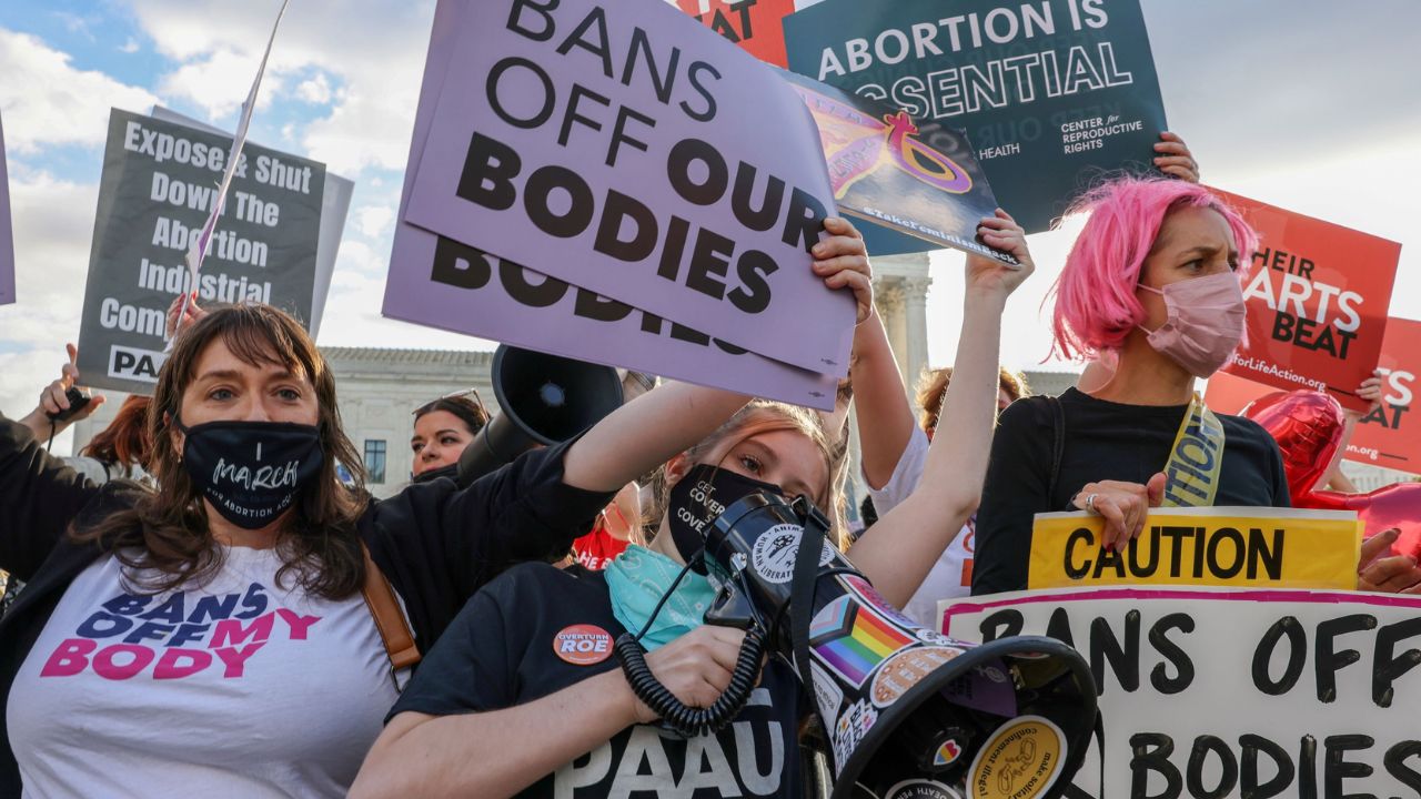Texas Supreme Court to Weigh Challenge to State’s Abortion Ban: What’s at Stake?