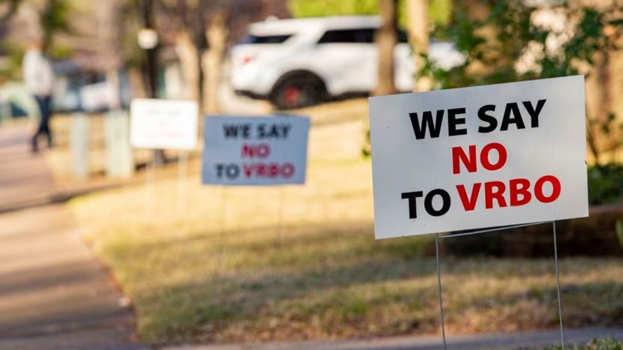 Dallas Appeals Judge’s Block on Short-Term Rental Rules